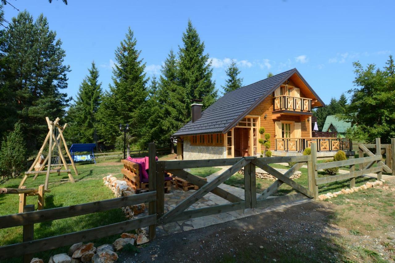 Planinska Gospa Bajina Basta Bagian luar foto