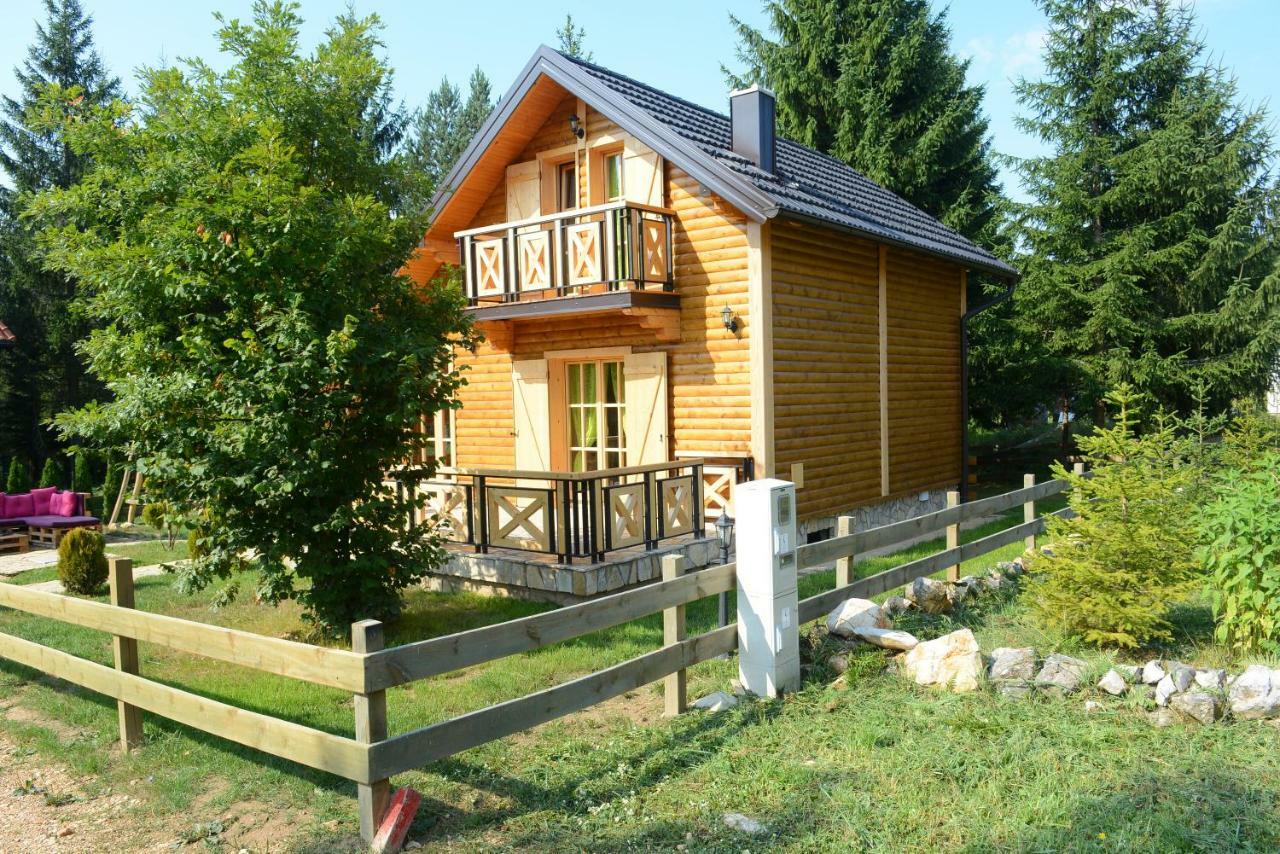 Planinska Gospa Bajina Basta Bagian luar foto