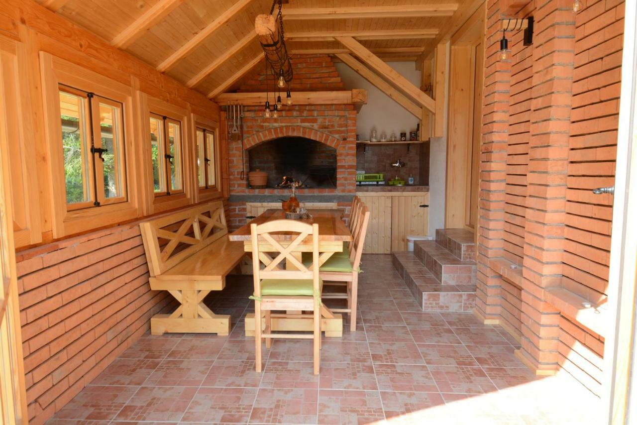Planinska Gospa Bajina Basta Bagian luar foto